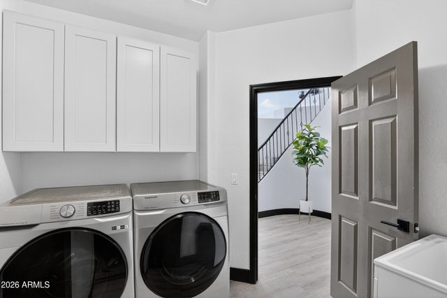 6998 S WILSON Drive, Chandler, AZ 85249