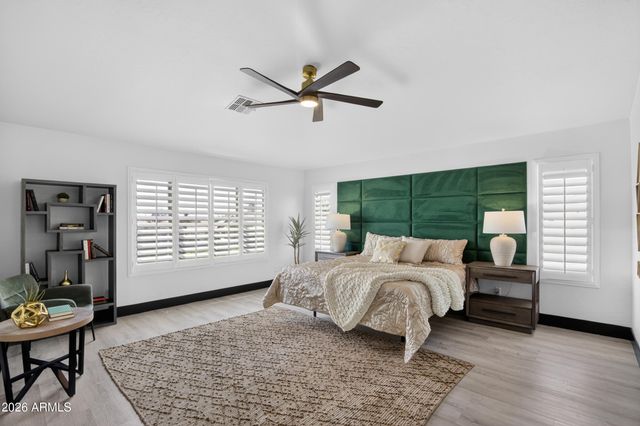 6998 S WILSON Drive, Chandler, AZ 85249