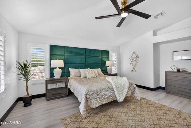 6998 S WILSON Drive, Chandler, AZ 85249