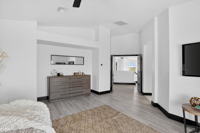 6998 S WILSON Drive, Chandler, AZ 85249