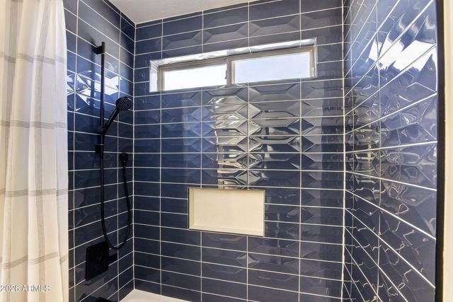 6998 S WILSON Drive, Chandler, AZ 85249