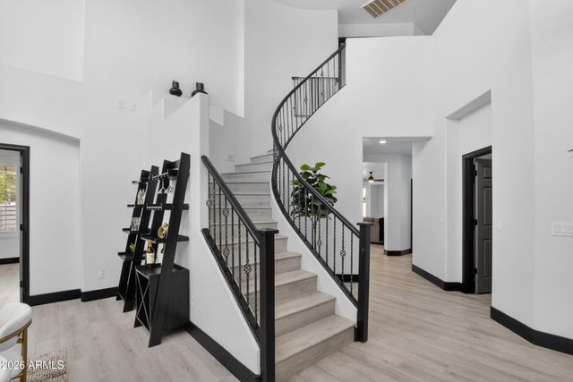 6998 S WILSON Drive, Chandler, AZ 85249