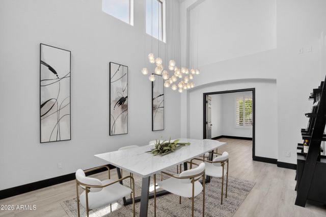 6998 S WILSON Drive, Chandler, AZ 85249