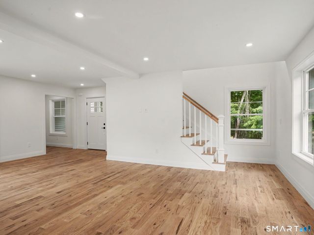 100 Tashua Road, Trumbull, CT 06611