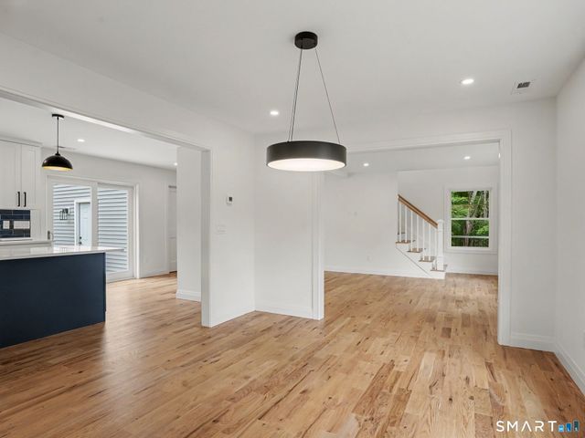 100 Tashua Road, Trumbull, CT 06611