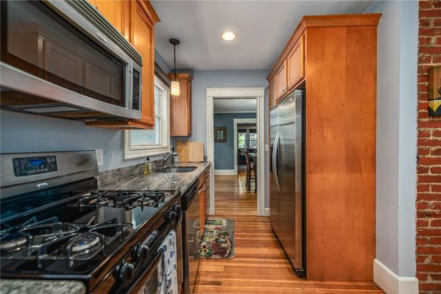 133 5th Street 1, Providence, RI 02906