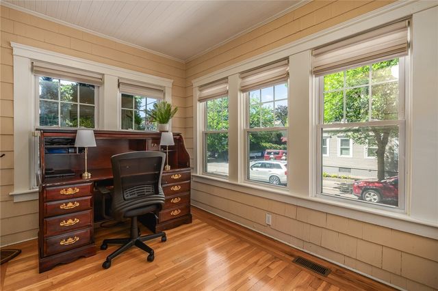 133 5th Street 1, Providence, RI 02906