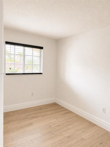 8851 NW 119th Street 12061, Hialeah Gardens, FL 33018