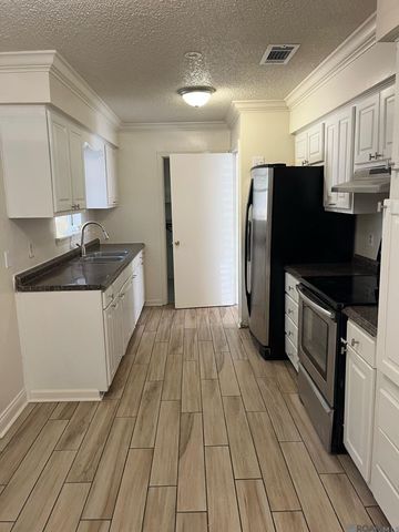 5115 Woodlawn, Baton Rouge, LA 70805