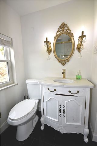 104 Earlwood Rd, Penn Hills, PA 15235