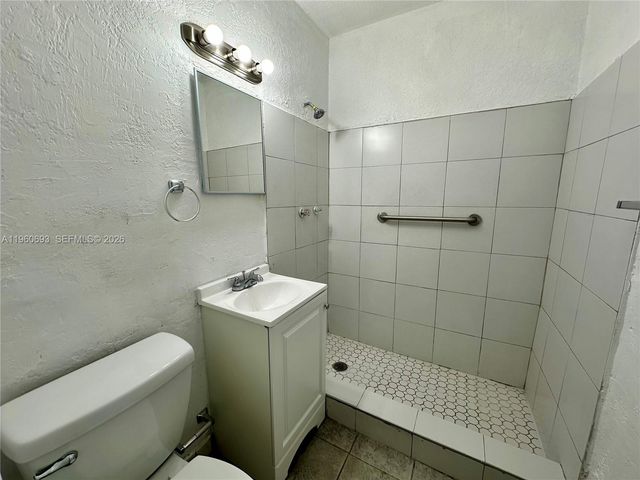 2987 NW 46th St 2, Miami, FL 33142