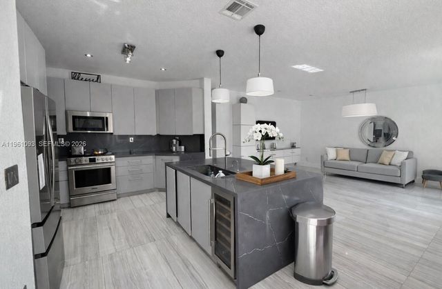 14214 SW 289th Ter, Homestead, FL 33033