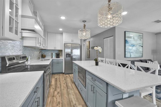 812 GULF BLVD 3, Indian Rocks Beach, FL 33785
