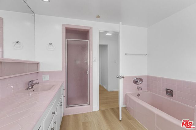 2332 Hillhurst Avenue, Los Angeles, CA 90027