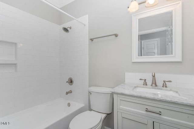 6151 Summer Pointe Place, Raleigh, NC 27606