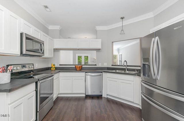 6151 Summer Pointe Place, Raleigh, NC 27606