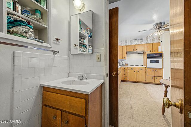 2125 W 2ND Street, Mesa, AZ 85201