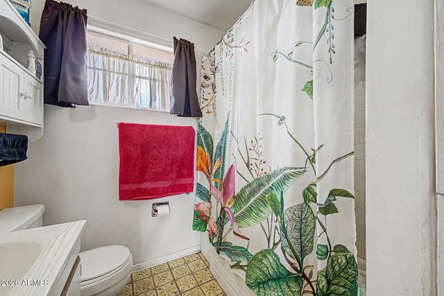 2125 W 2ND Street, Mesa, AZ 85201