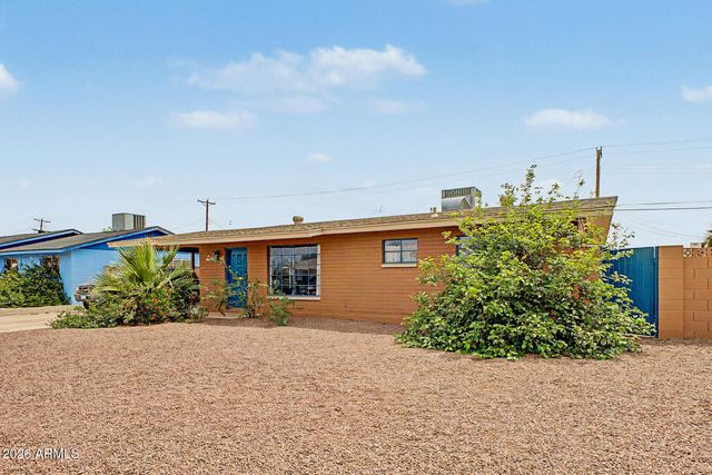 2125 W 2ND Street, Mesa, AZ 85201