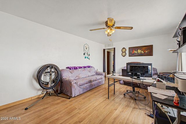 2125 W 2ND Street, Mesa, AZ 85201