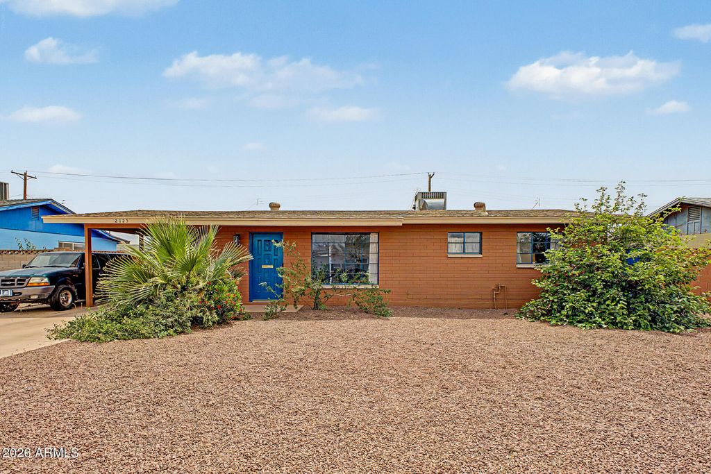 2125 W 2ND Street, Mesa, AZ 85201