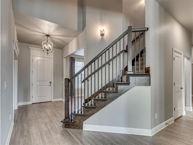 5708 NW 158th Street, Edmond, OK 73013