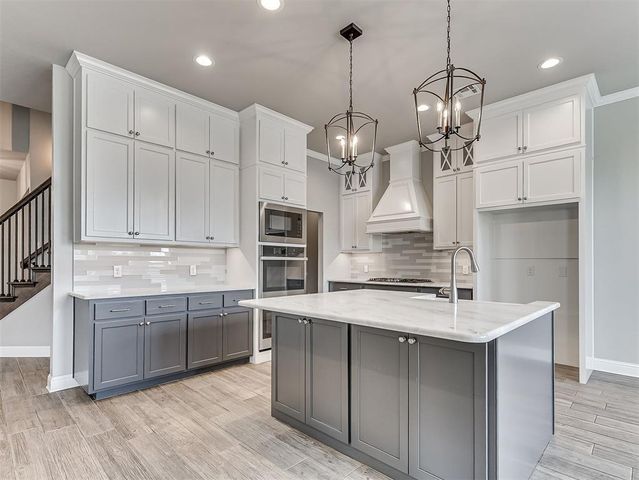5708 NW 158th Street, Edmond, OK 73013