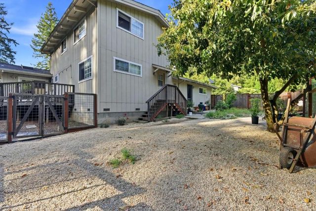 105 Garden Lane, Boulder Creek, CA 95006