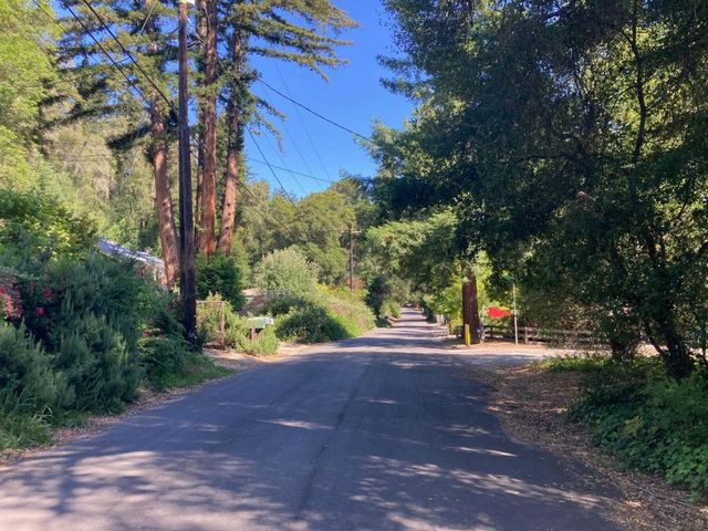 105 Garden Lane, Boulder Creek, CA 95006