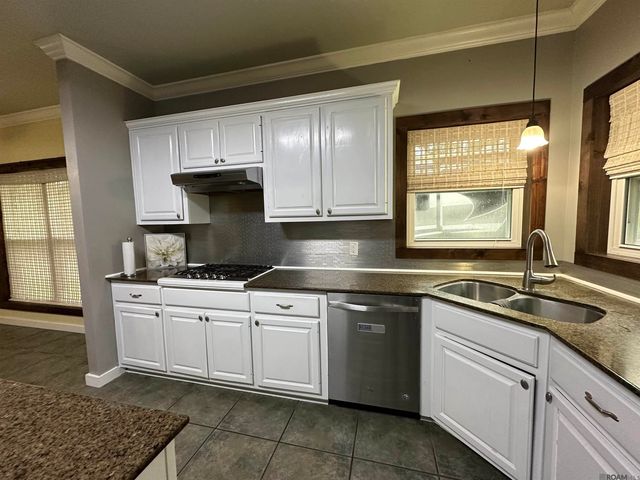 6542 Christopher Ave, Greenwell Springs, LA 70739