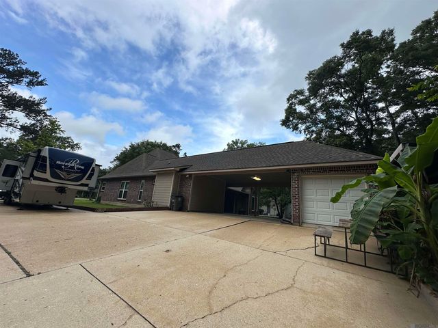 6542 Christopher Ave, Greenwell Springs, LA 70739