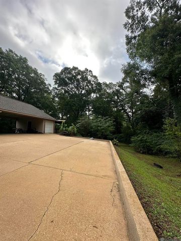 6542 Christopher Ave, Greenwell Springs, LA 70739