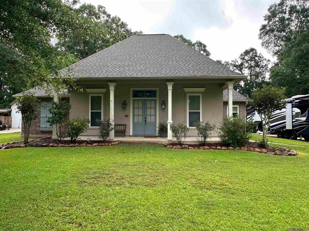 6542 Christopher Ave, Greenwell Springs, LA 70739
