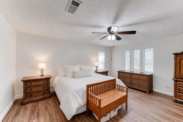 16310 Acapulco Drive, Jersey Village, TX 77040