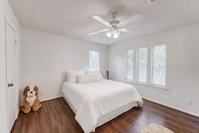 16310 Acapulco Drive, Jersey Village, TX 77040