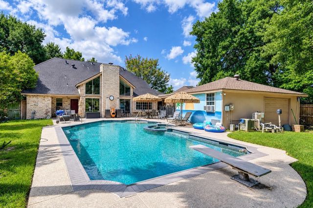 16310 Acapulco Drive, Jersey Village, TX 77040
