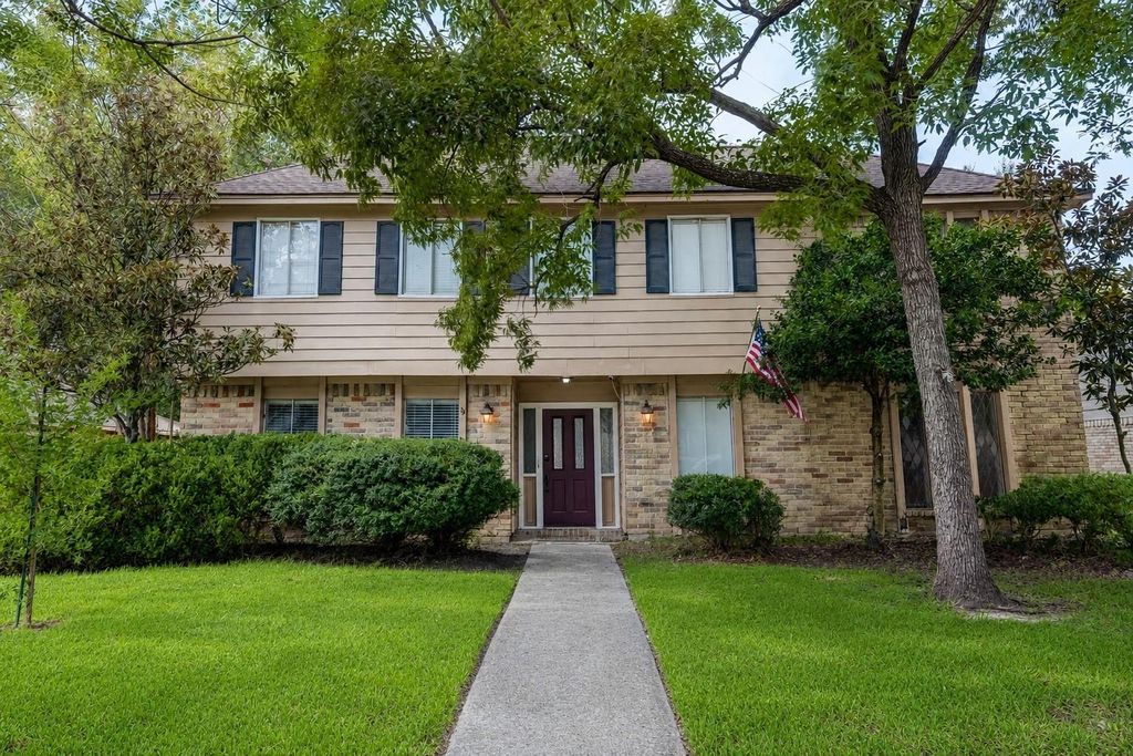 16310 Acapulco Drive, Jersey Village, TX 77040