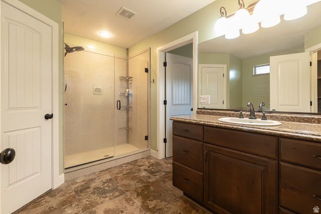 2101 E RAVINE RD, Enoch, UT 84721