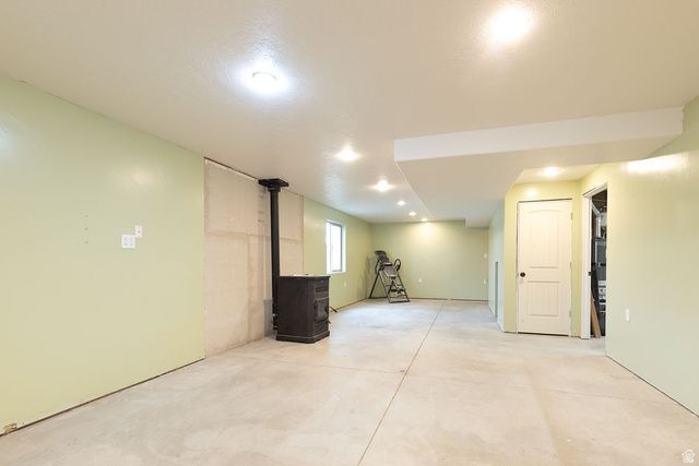 2101 E RAVINE RD, Enoch, UT 84721