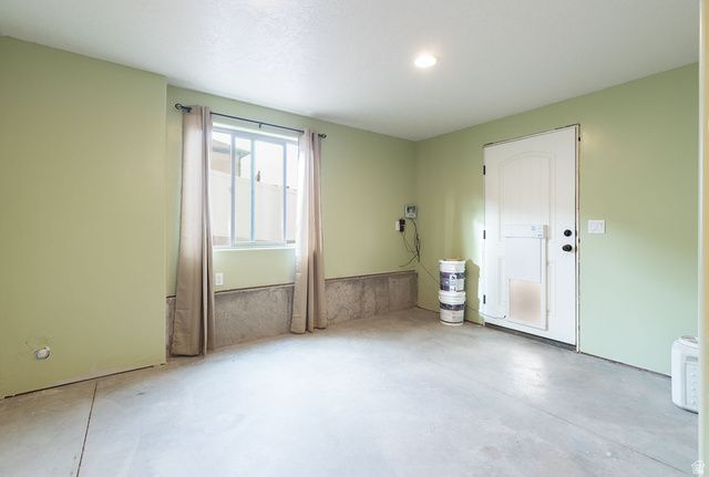 2101 E RAVINE RD, Enoch, UT 84721