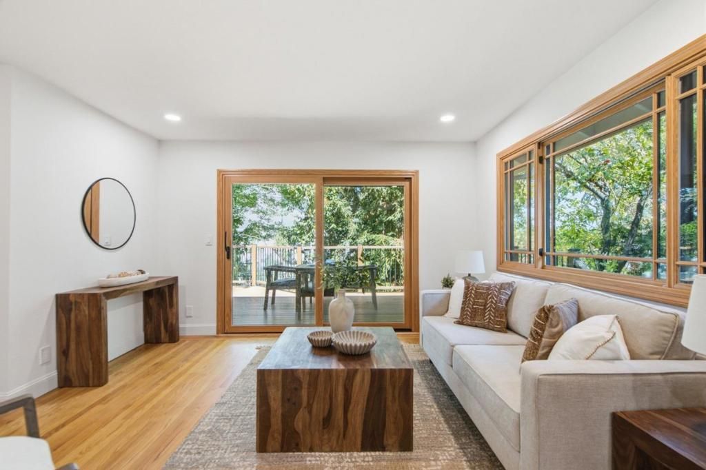 Image 22 of property listing at 2324 Cheshire Way, Redwood City, CA 94061