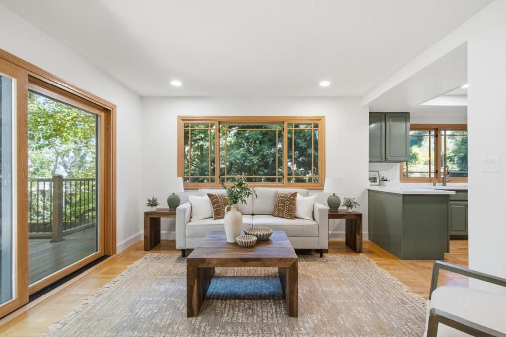 Image 23 of property listing at 2324 Cheshire Way, Redwood City, CA 94061