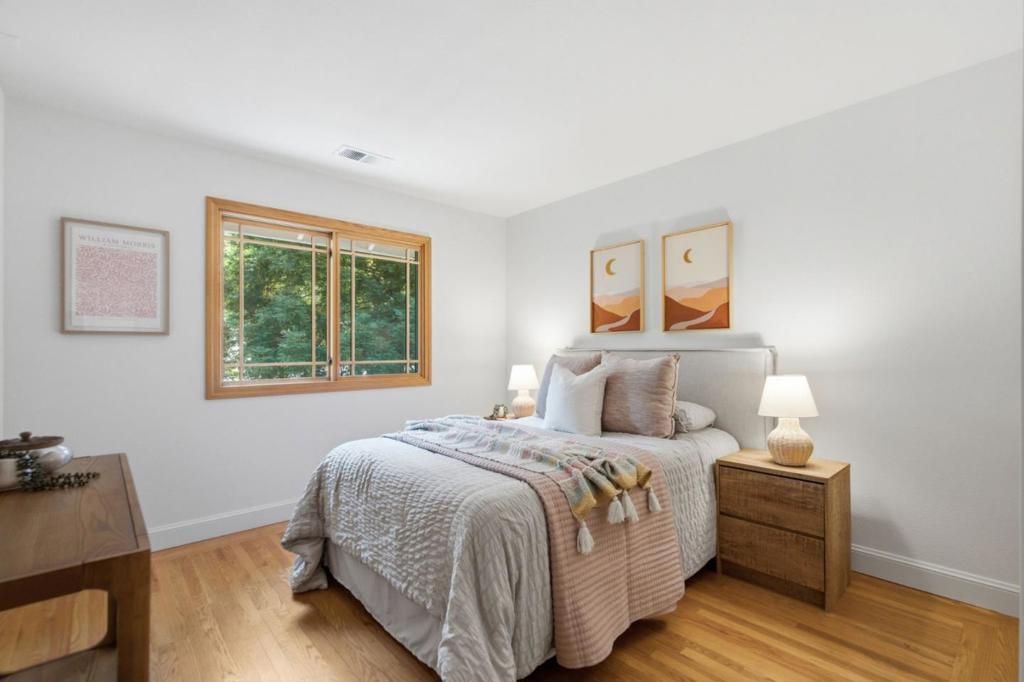 Image 32 of property listing at 2324 Cheshire Way, Redwood City, CA 94061