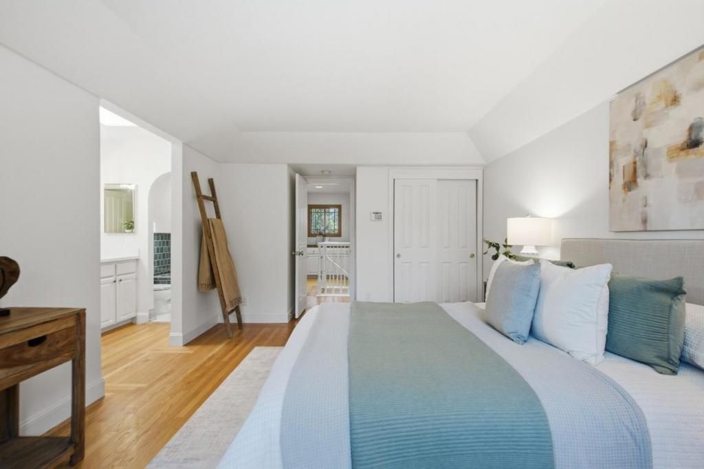 Image 37 of property listing at 2324 Cheshire Way, Redwood City, CA 94061