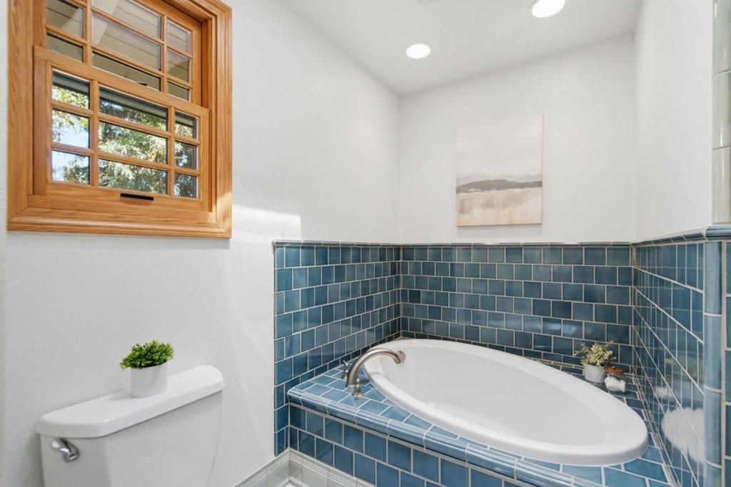 Image 40 of property listing at 2324 Cheshire Way, Redwood City, CA 94061