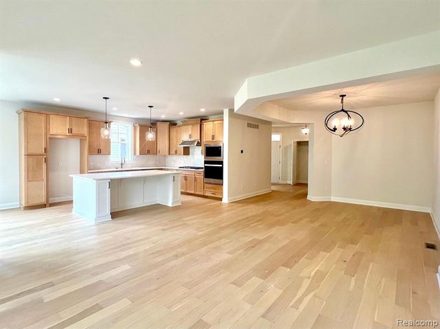 3364 Roseford Boulevard, Ann Arbor, MI 48105