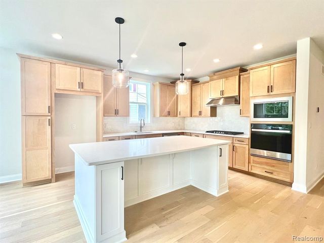 3364 Roseford Boulevard, Ann Arbor, MI 48105