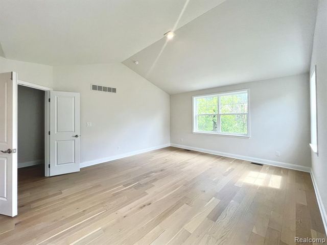 3364 Roseford Boulevard, Ann Arbor, MI 48105