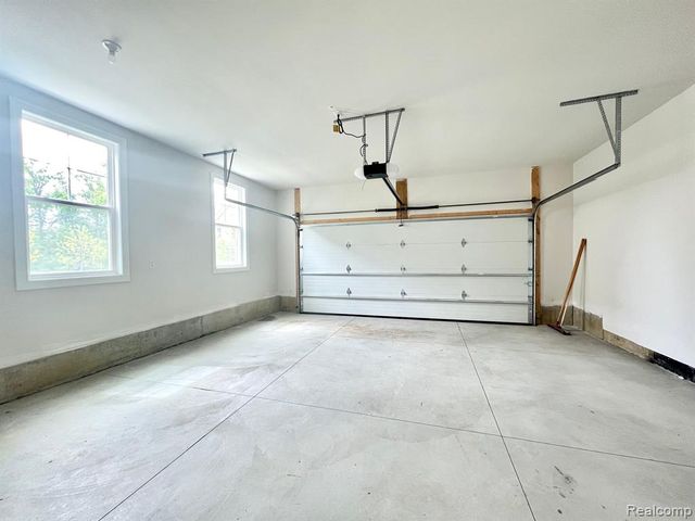 3364 Roseford Boulevard, Ann Arbor, MI 48105