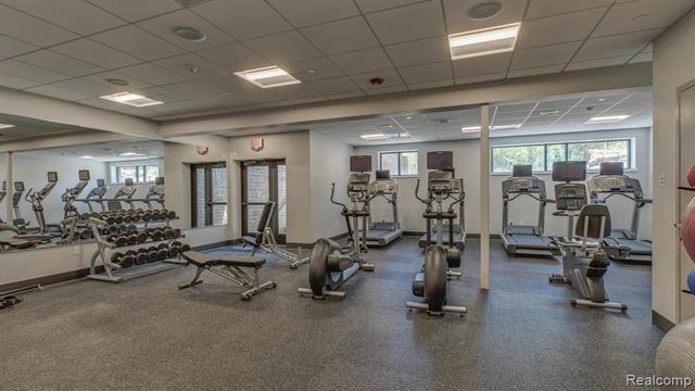 3364 Roseford Boulevard, Ann Arbor, MI 48105